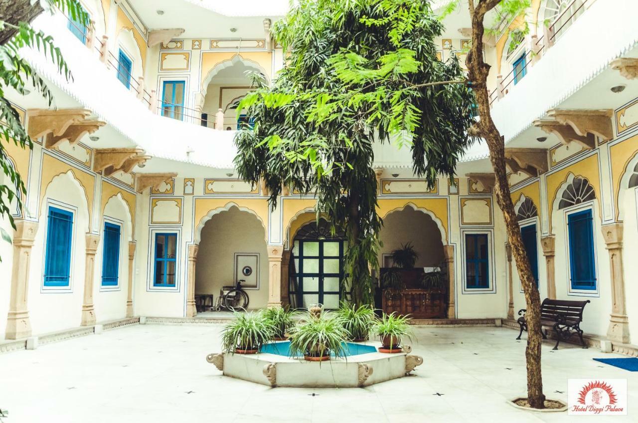 Diggi Palace A Luxury Heritage Hotel Jaipur Buitenkant foto